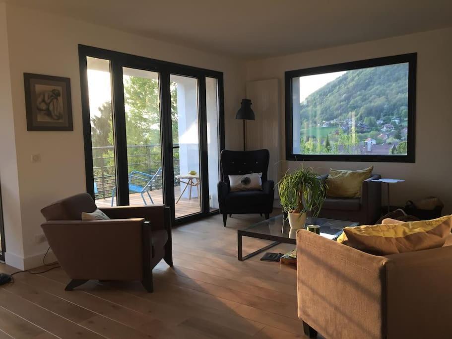 Maison De Vacances 220M2 Vue Lac Et Chateau Menthon-Saint-Bernard Exterior foto